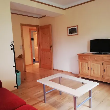 Otel Kirchenwirt Lackenhof