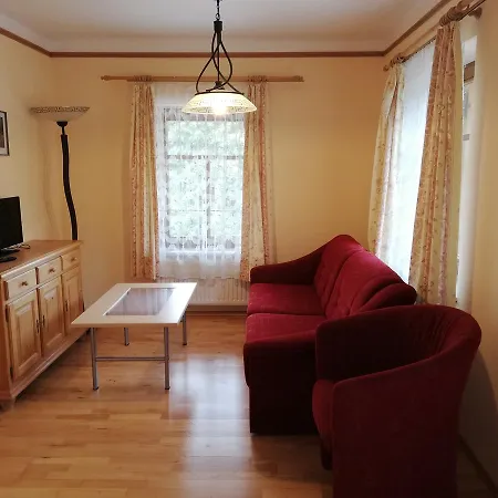 Kirchenwirt 3* Lackenhof