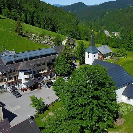 Szálloda Kirchenwirt 3*