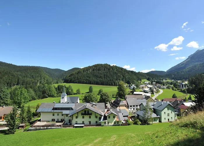 Szálloda Kirchenwirt Lackenhof