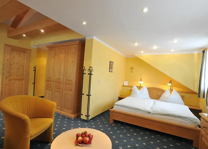 Kirchenwirt 3* Lackenhof