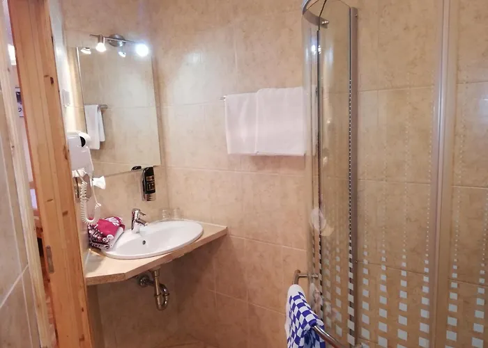 Szálloda Kirchenwirt Lackenhof