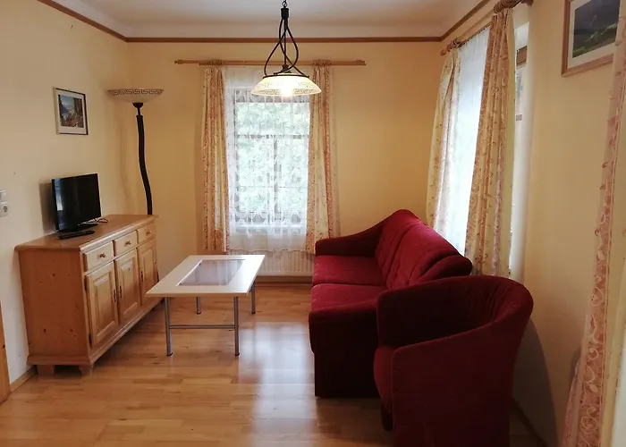 Kirchenwirt 3* Lackenhof