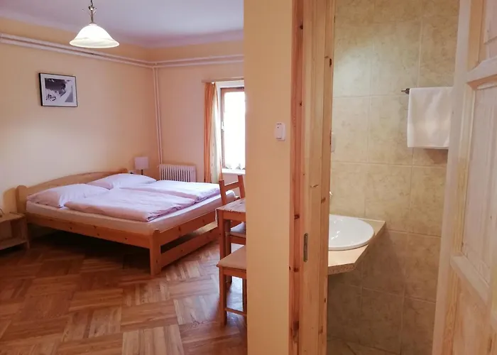 Hotel Kirchenwirt Lackenhof